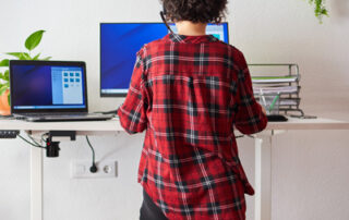 Standing Desk vs Sitting Desk